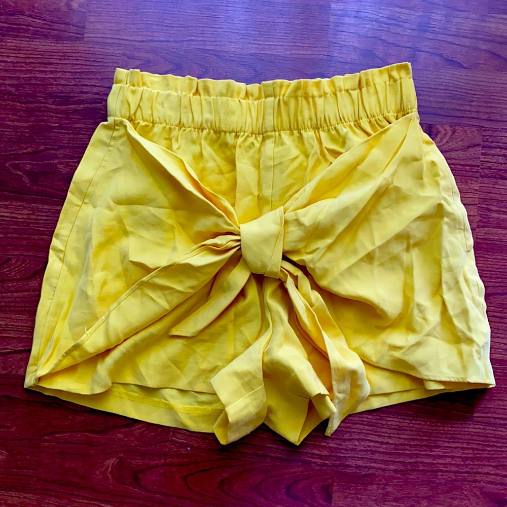 Bcbg generation high waisted shorts